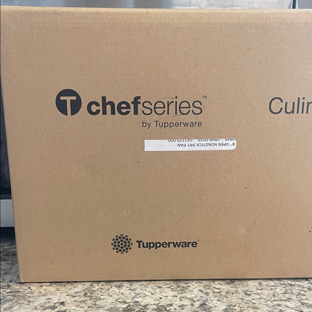 Tupperware Chef Series Culinary Box in Tan